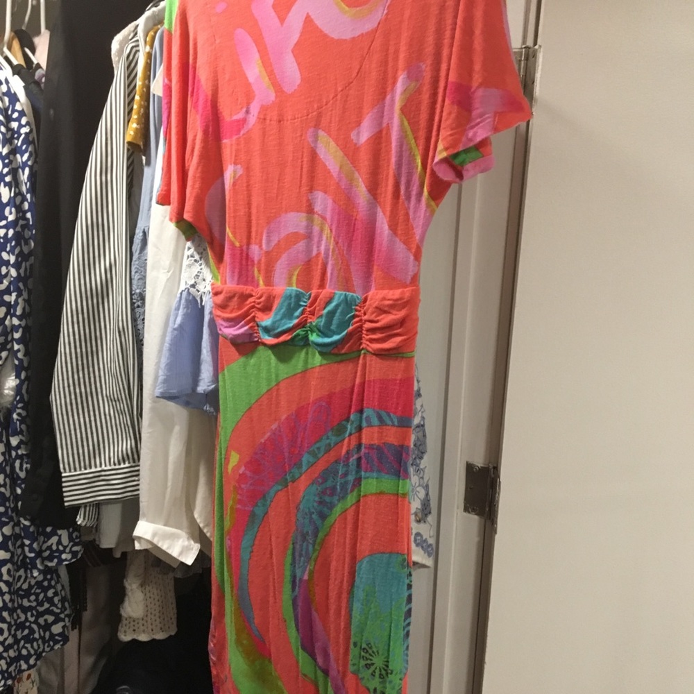 Dress - Picture 4 of 4